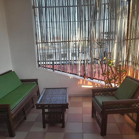 Karls Guesthouse Cotonou Phòng bức ảnh