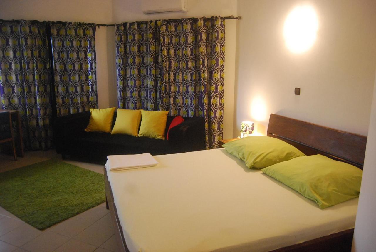 Karls Guesthouse Cotonou Ngoại thất bức ảnh