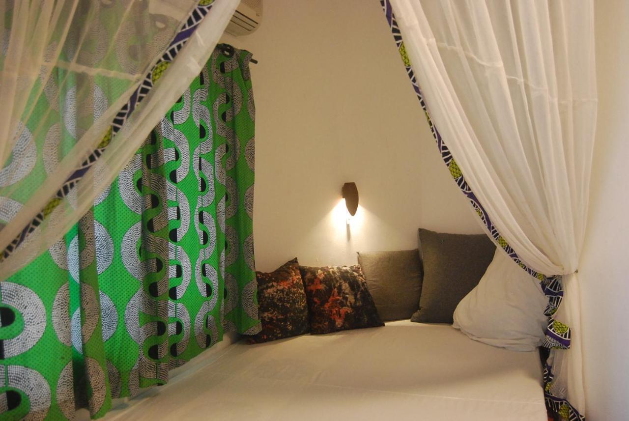 Karls Guesthouse Cotonou Ngoại thất bức ảnh