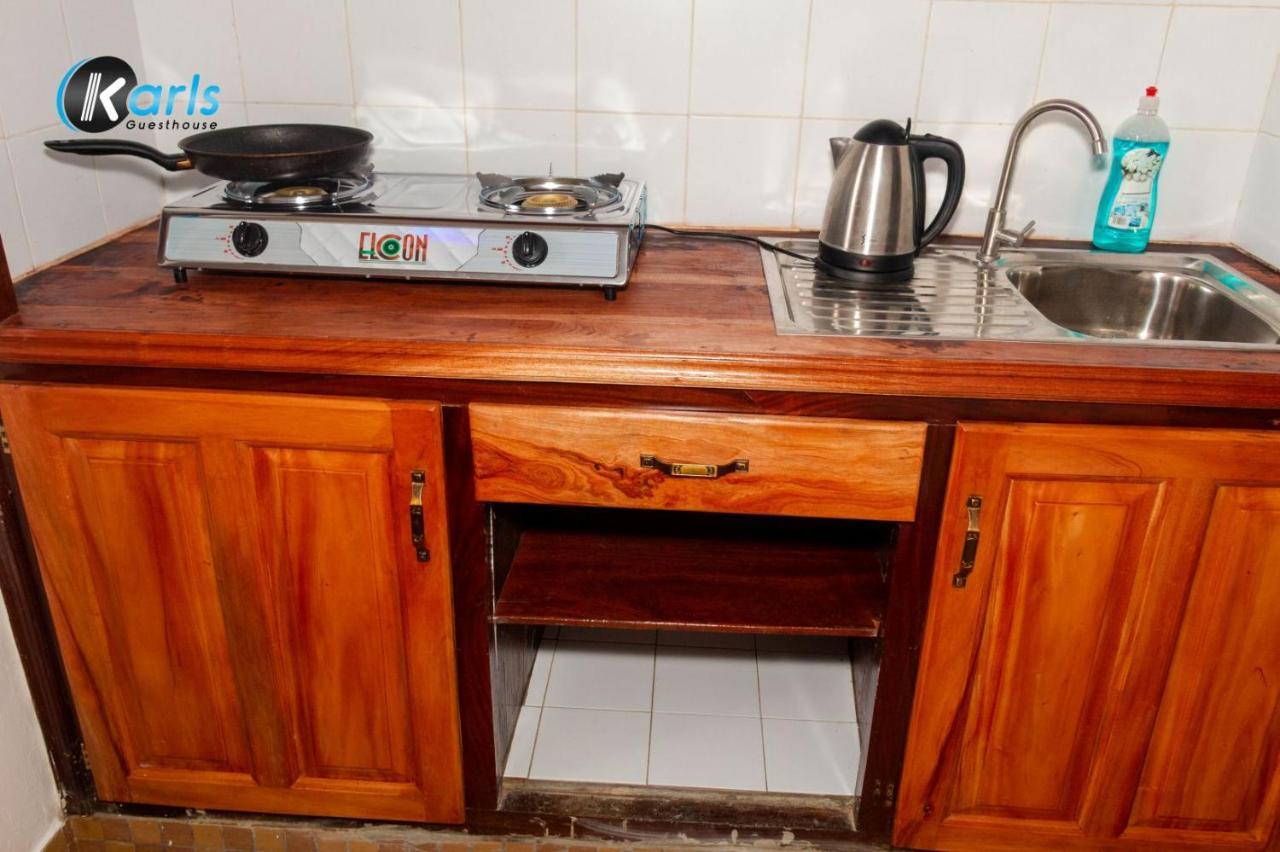 Karls Guesthouse Cotonou Ngoại thất bức ảnh