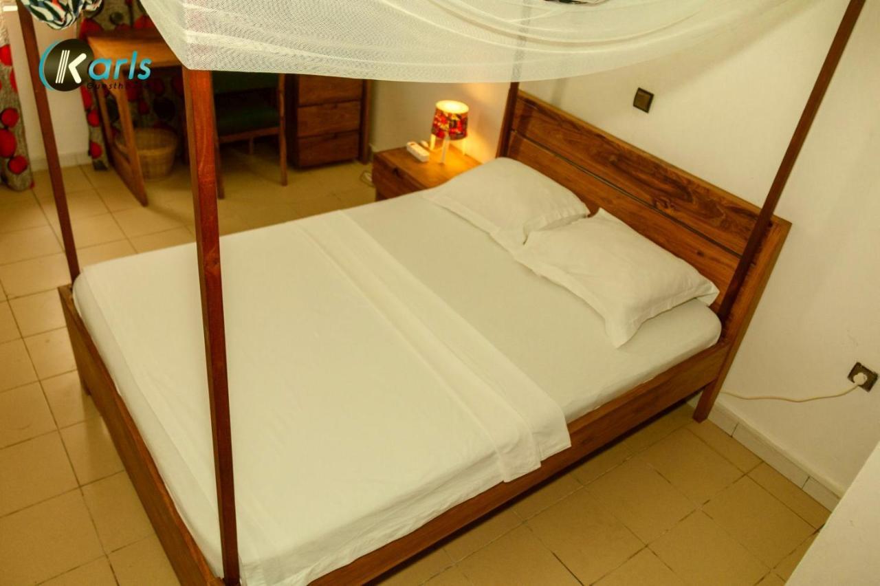 Karls Guesthouse Cotonou Ngoại thất bức ảnh